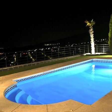 Villa Los Angeles El Espinar Bagian luar foto